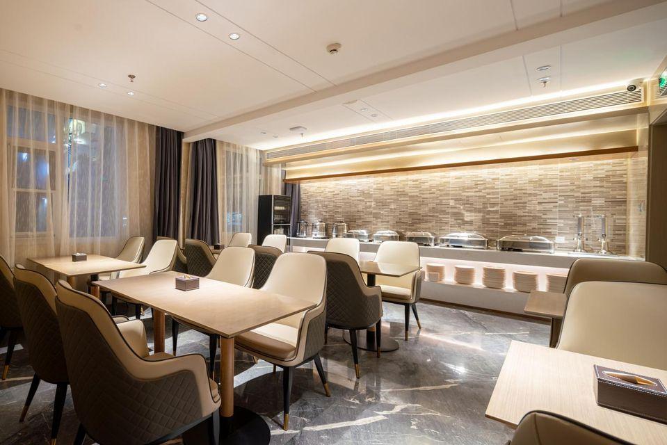 Lavande Hotel (Beijing Gongti Sanlitun) 33/50