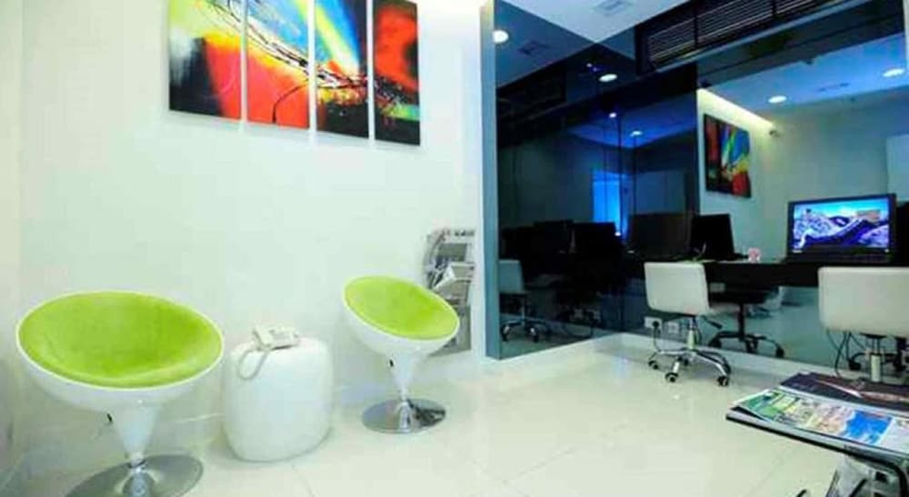 M1 Hotel 33/36