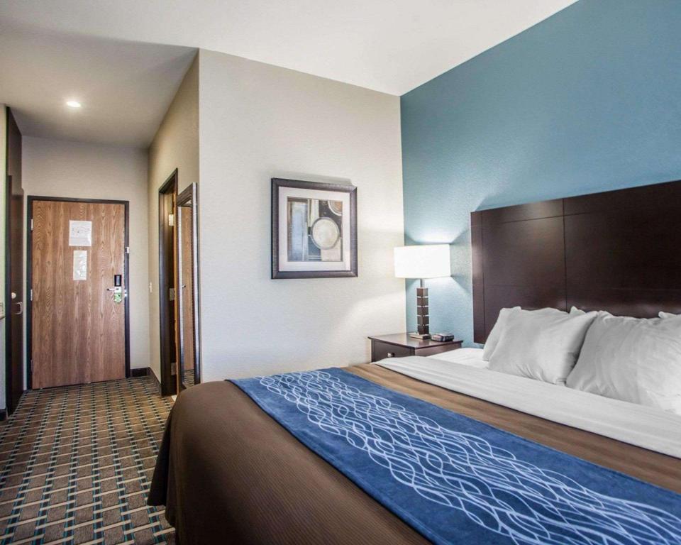 Upgrade, King Bed