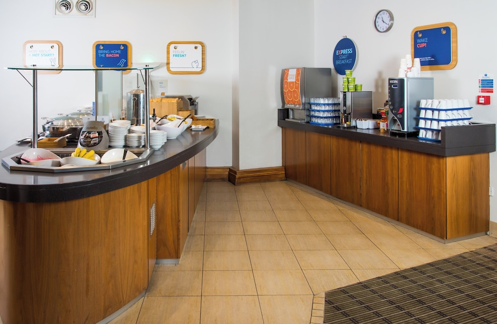 Holiday Inn Express Newport 20/47