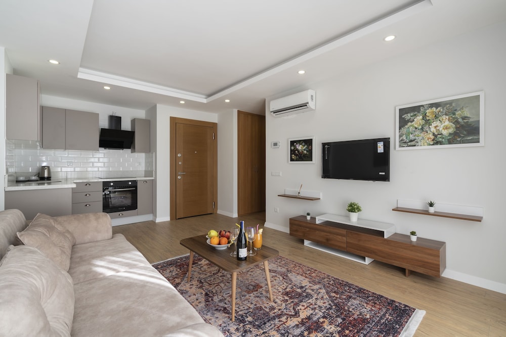 Veranda Suites 23/39
