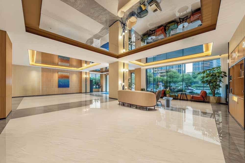 YiWu Zhonglian Kaixin Hotel 7/75