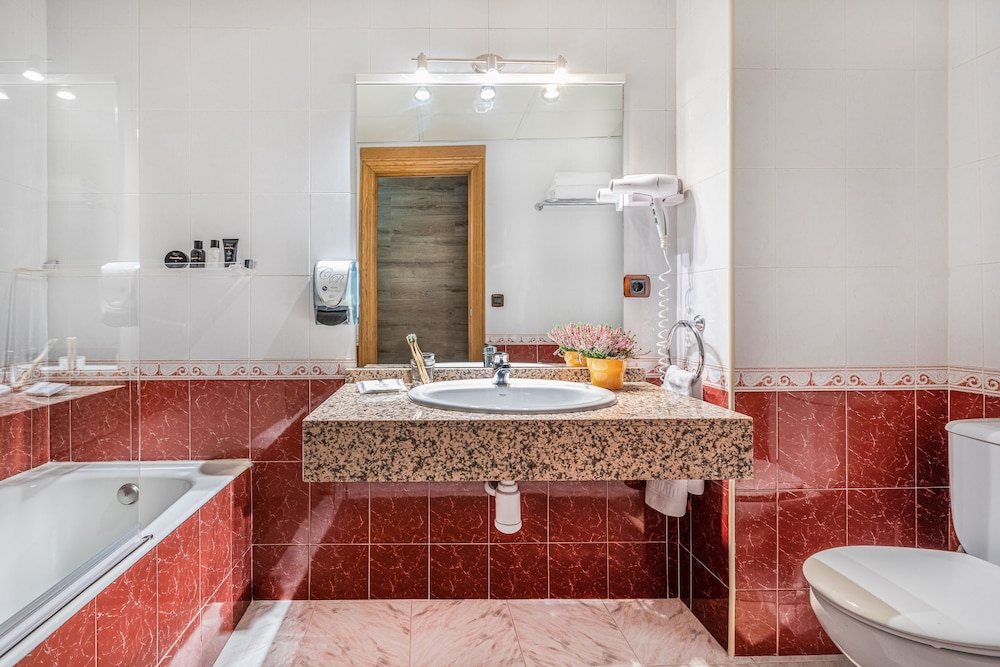 Cal Ruiz Hotel 62/72