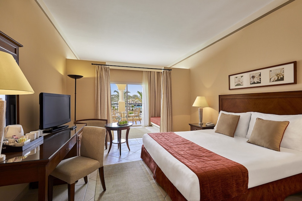 Jaz Almaza Beach Resort, Almaza Bay 14/48