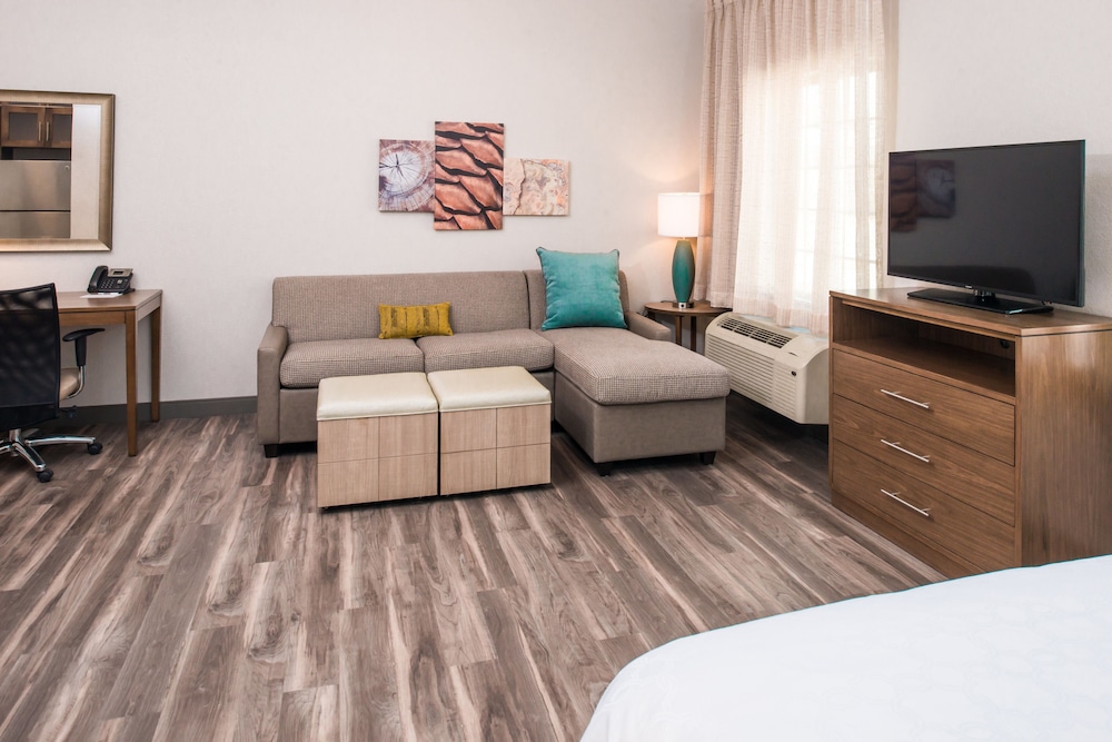 Staybridge Suites Pecos 36/56