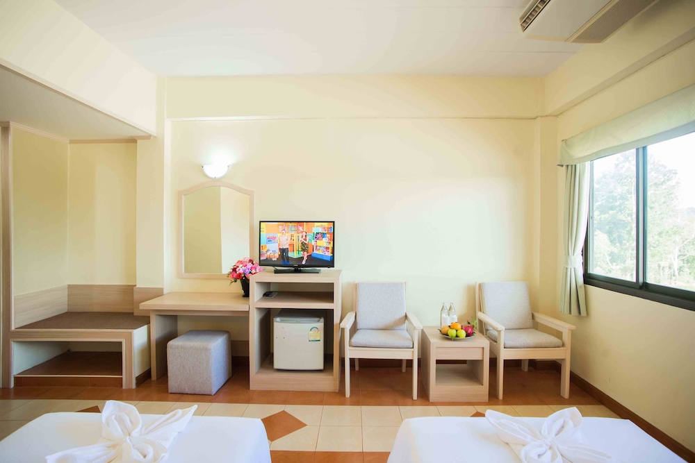 Bunjongburi Hotel 20/50