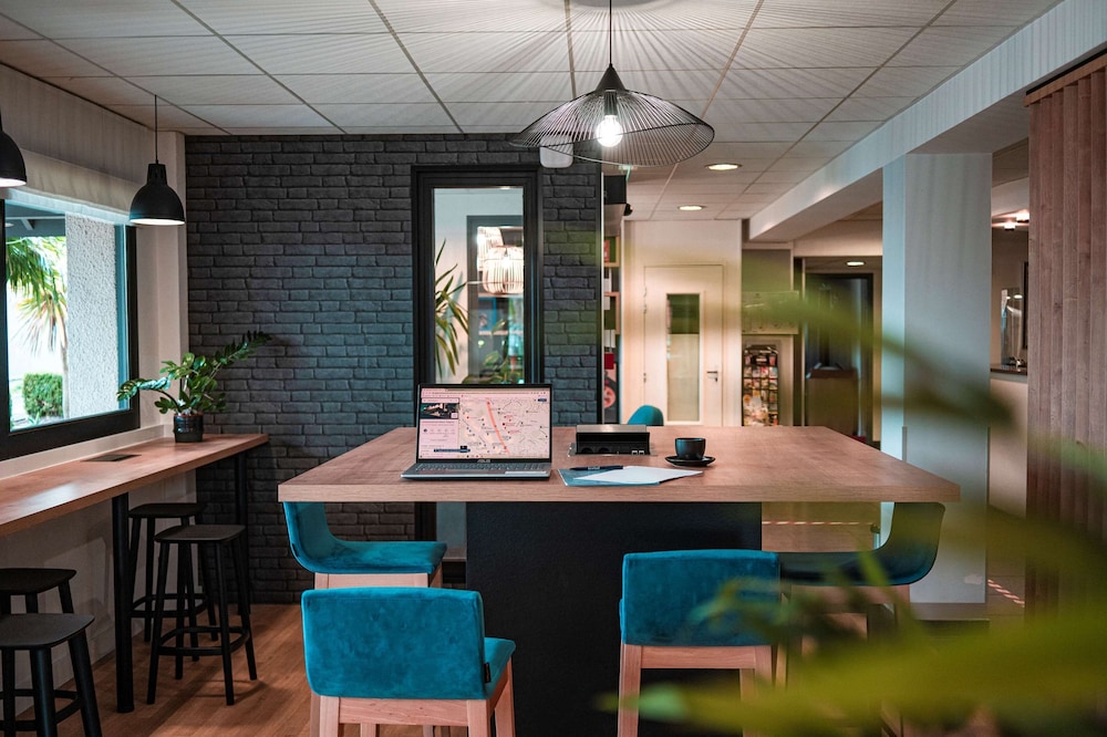 restaurant-cafeteria