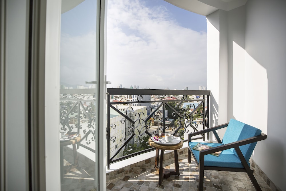 Sofia Suite Hotel Danang 31/53
