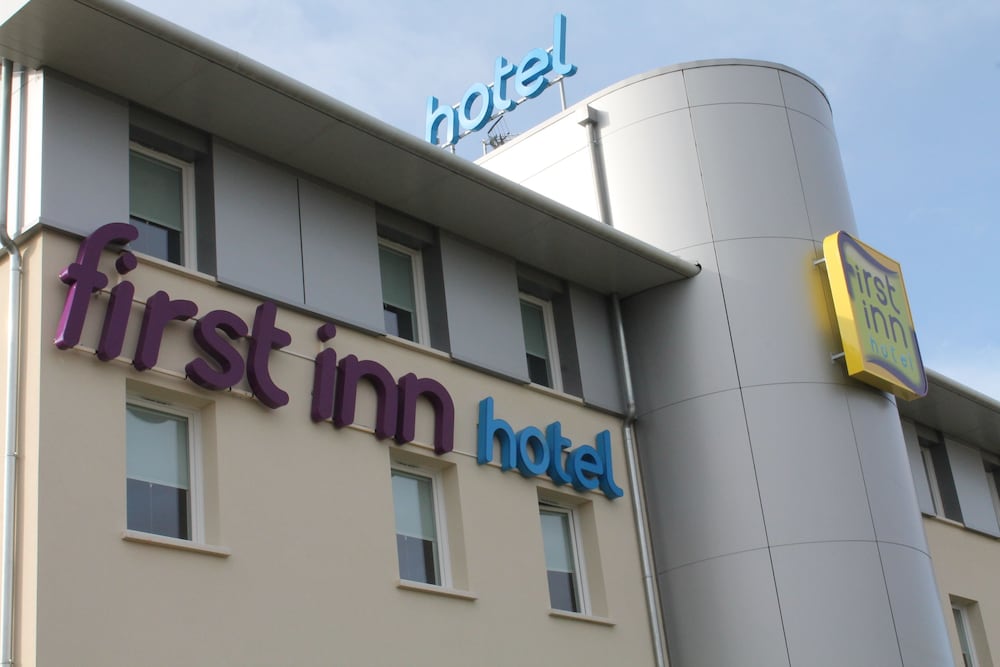 First Inn Hotel Paris Sud Les Ulis in VILLEJUST
