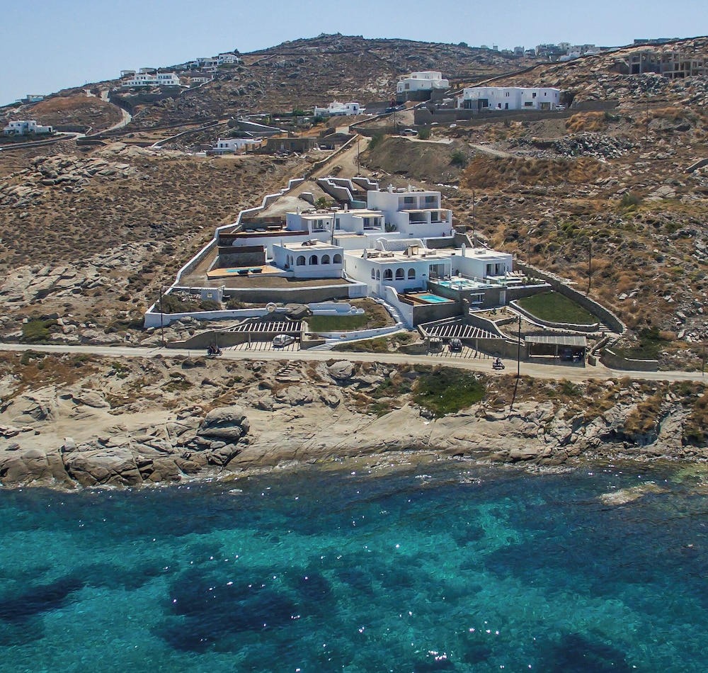 Dreambox Mykonos Suites 50/53