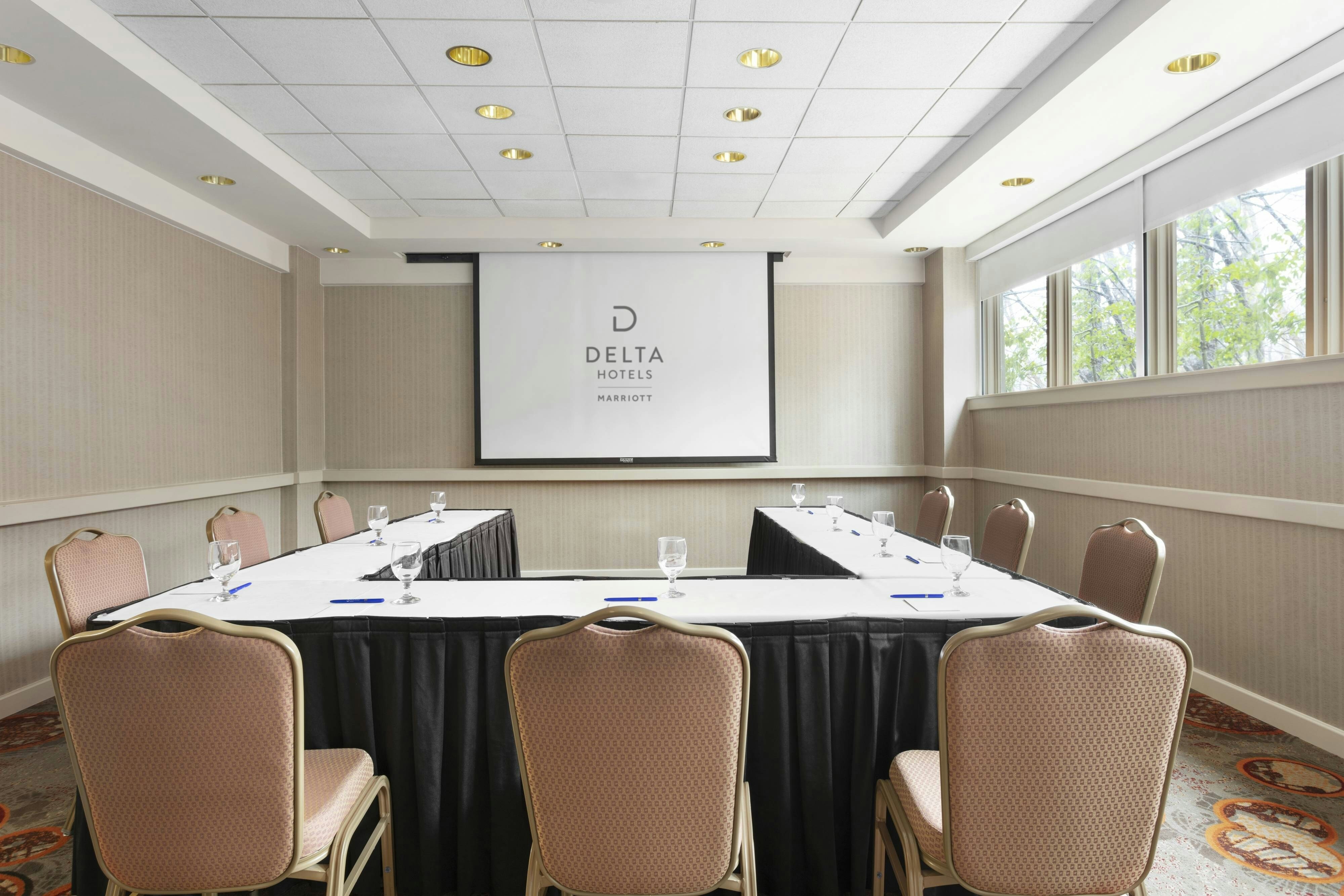 Delta Hotels by Marriott Baltimore North 12/17