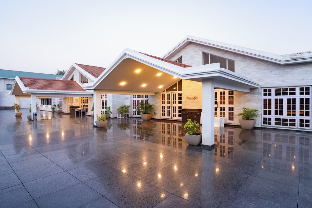 Eagleton - The Golf Resort 5/55