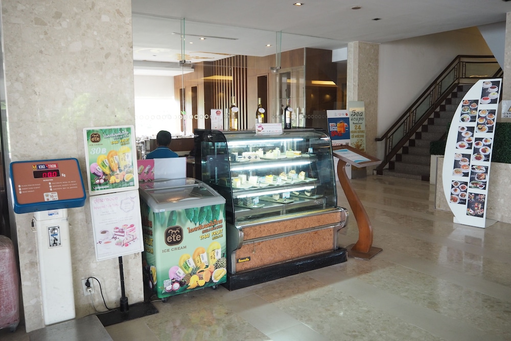 Grand Jomtien Palace Hotel 6/42
