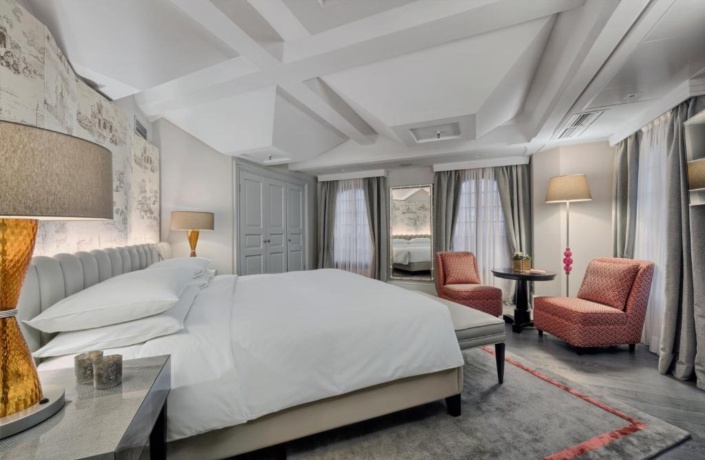 FAMILY SUITE, MOLINO, KING BED