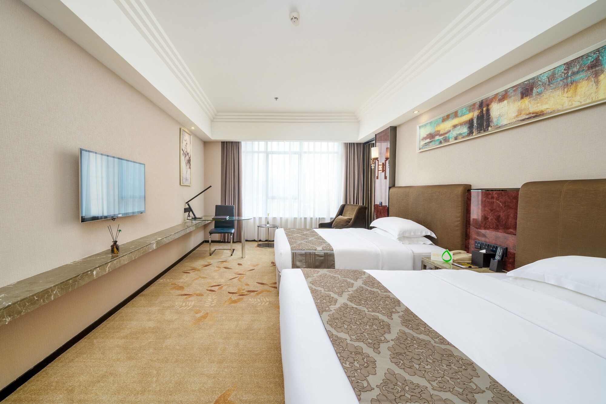 BUSINESS, TWIN BEDS