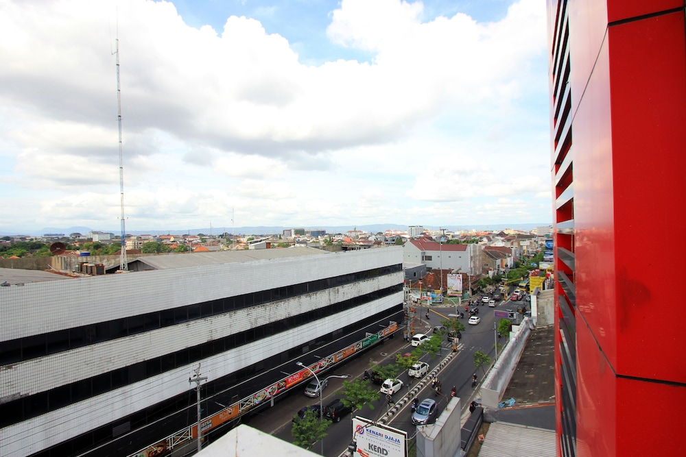 Uniq Hotel Yogyakarta 56/57