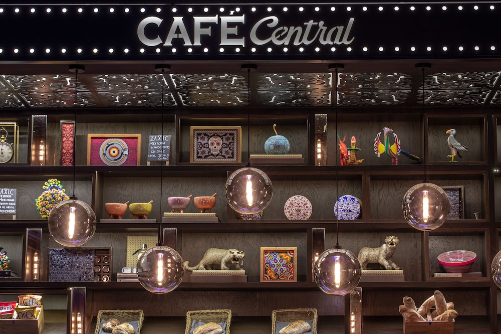Zocalo Central Hotel 2/73