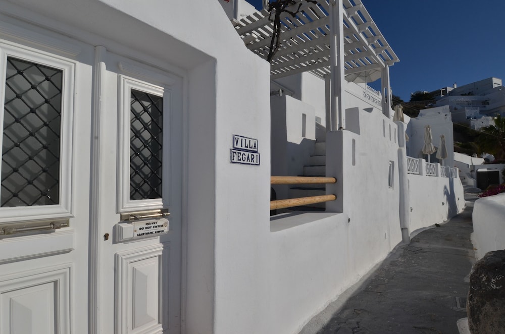 Villa Fegari 1/50