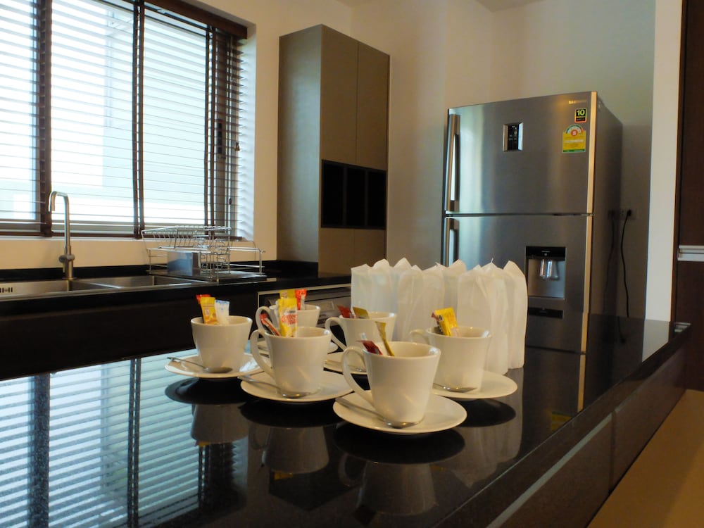 Chalong Miracle Lakeview Resort & Spa 79/100