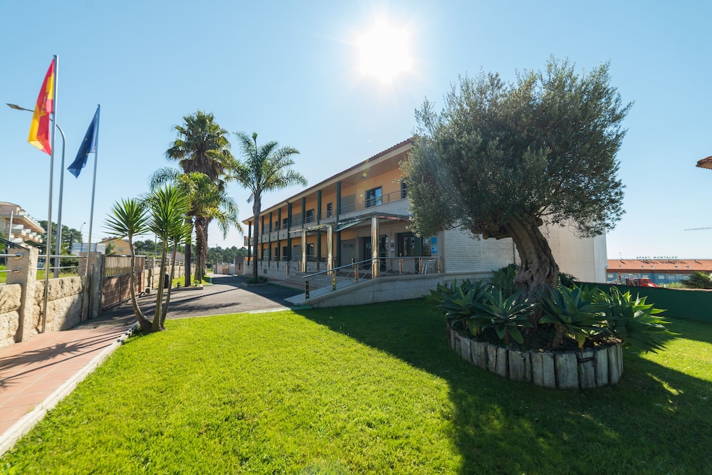 APARTHOTEL ATLANTICO RESORT 71/74