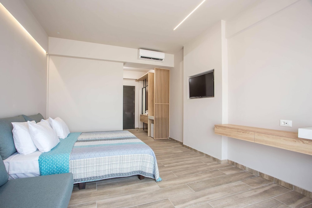 Gennadi Seaside Resort 28/77