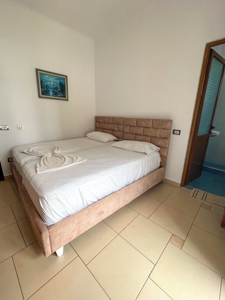 Hotel Rixhi 27/69
