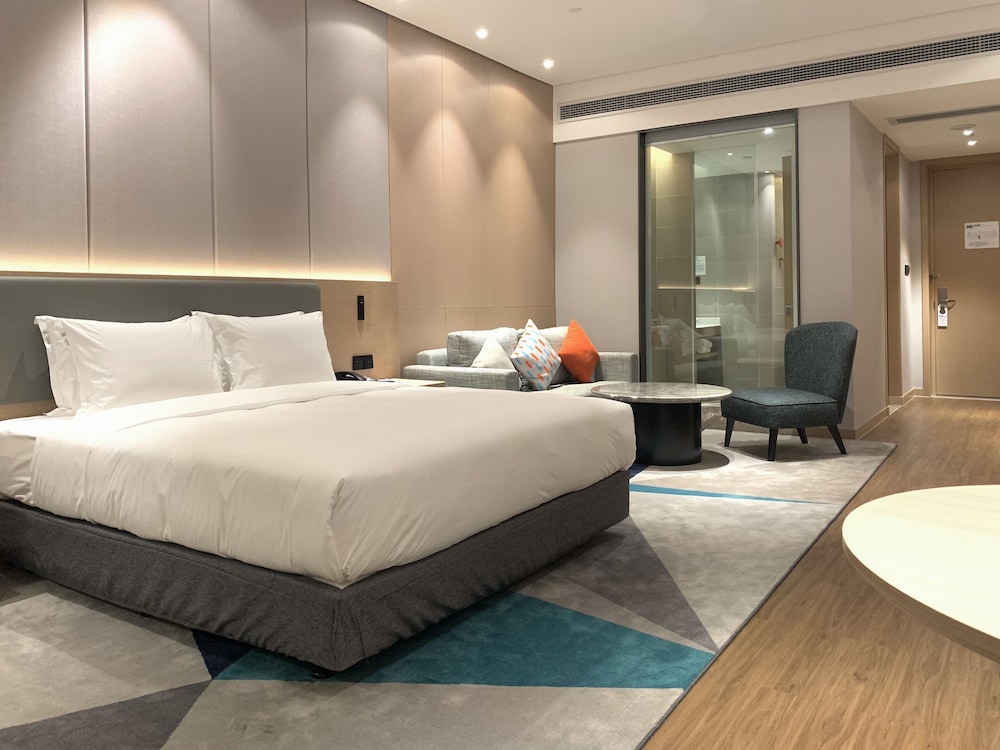 Holiday Inn Express Dongguan Marina Bay 20/58