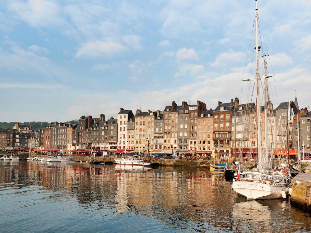 Ibis Honfleur 37/42