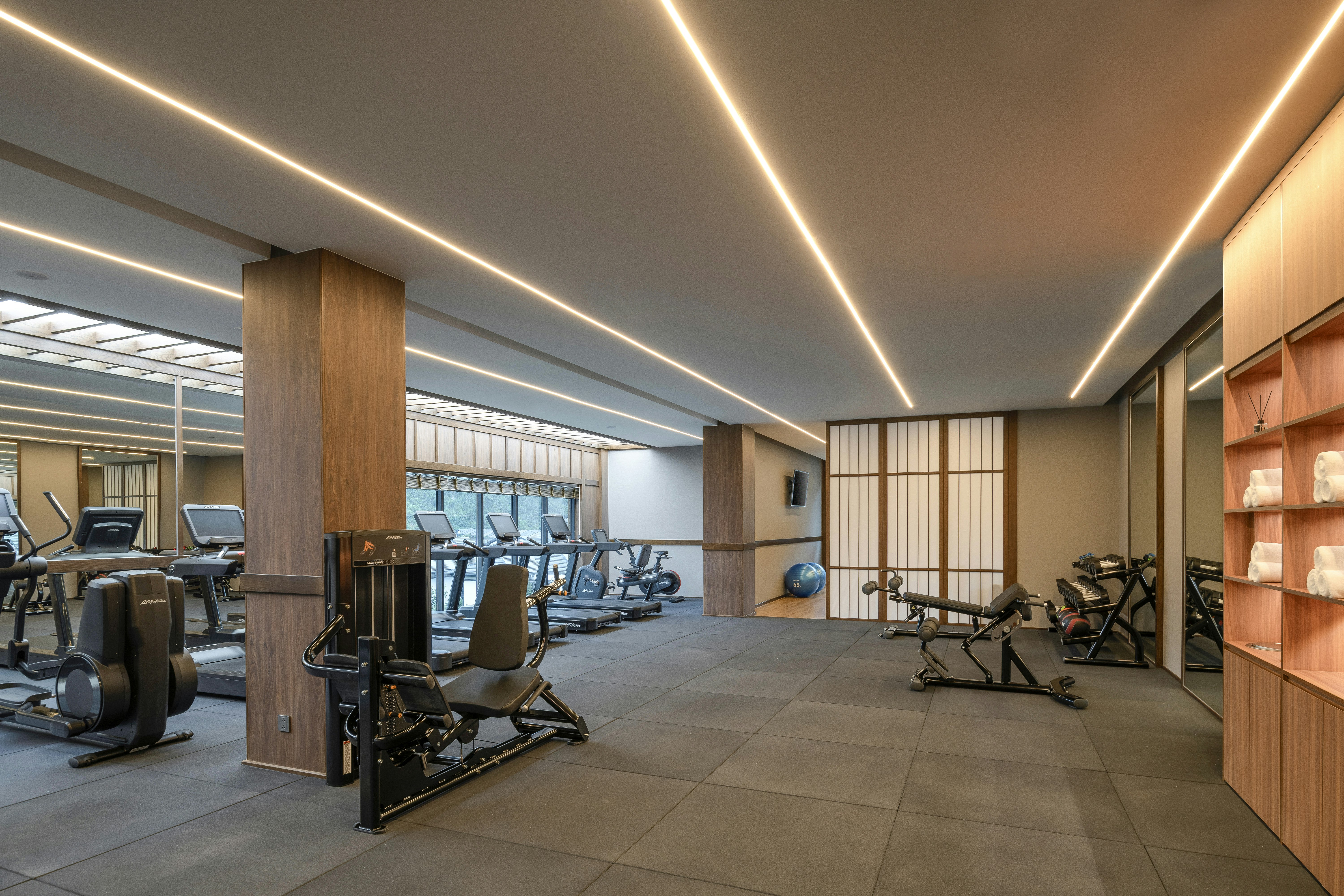 Hilton Quang Hanh Onsen Resort 49/74