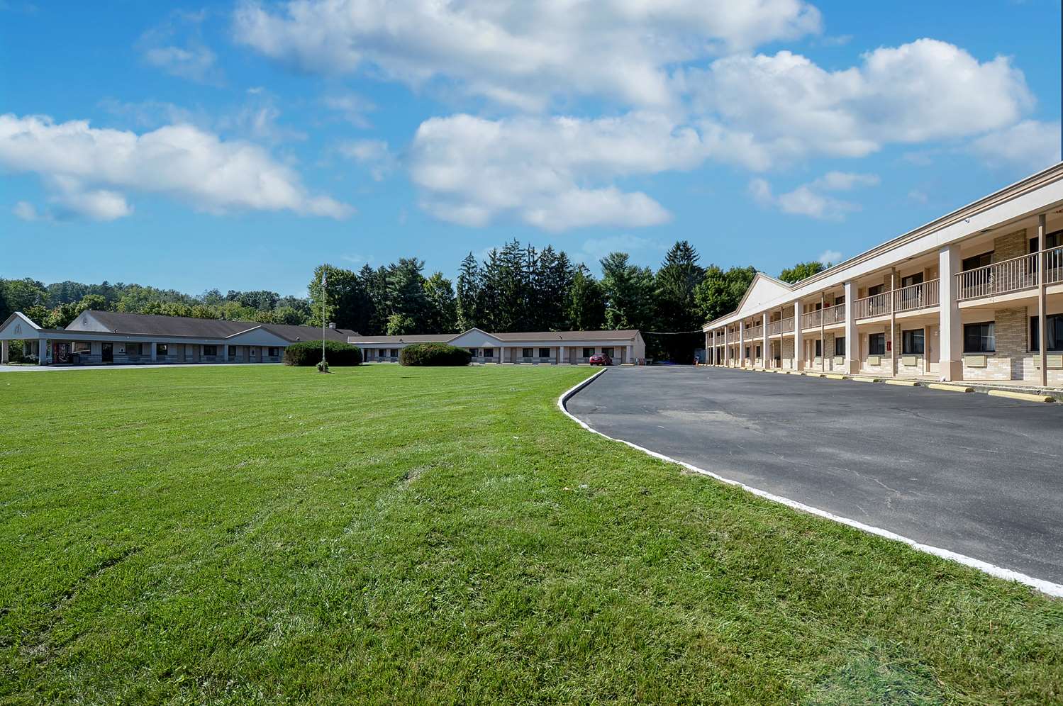 Americas Best Value Inn Central Valley 40/42