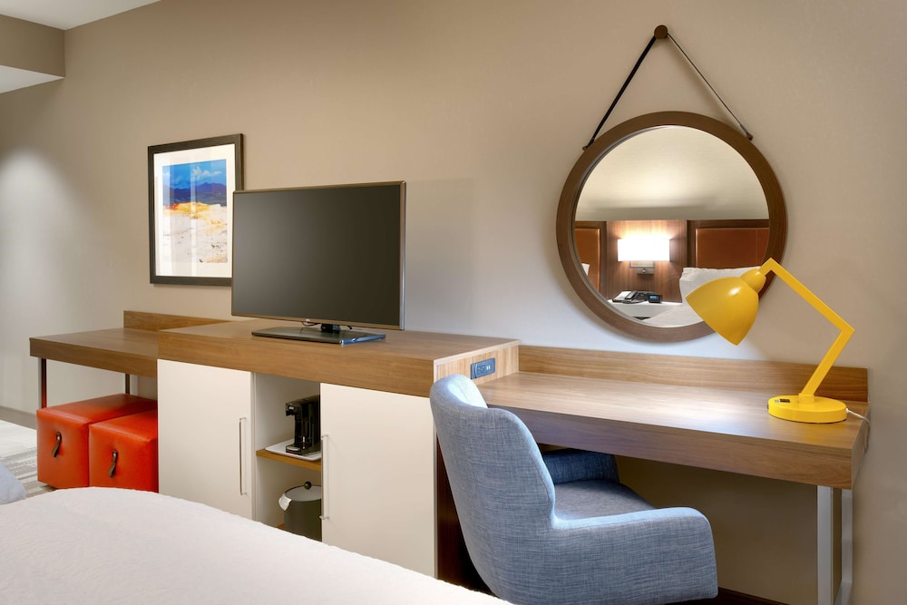 Hampton Inn And Suites Rexburg 34/42