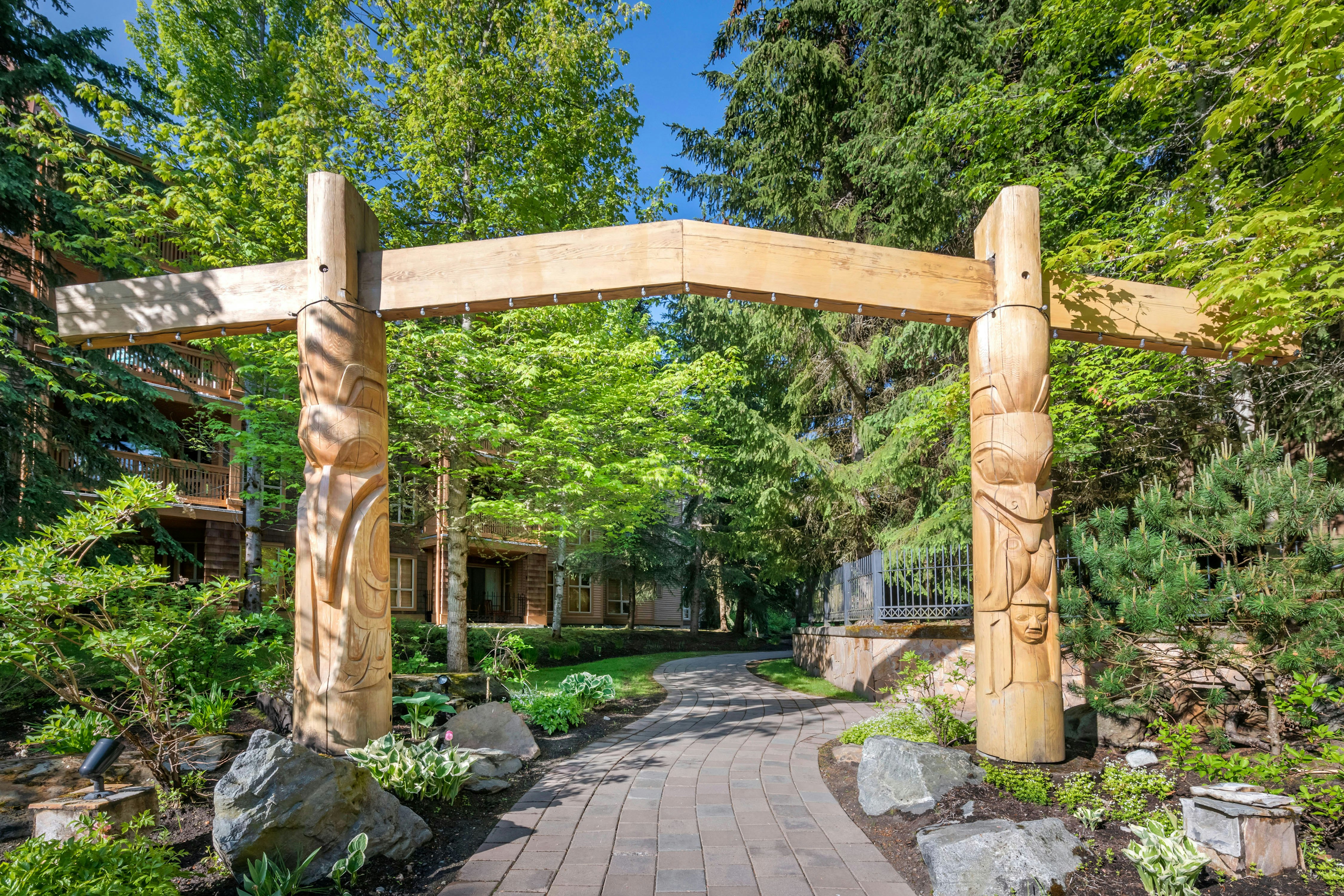 Hilton Grand Vacations Club Whistler (ex. Embarc Whistler) 50/59
