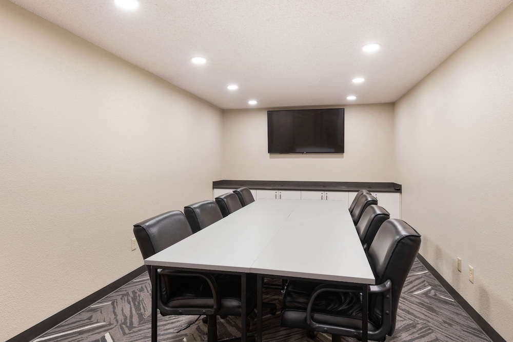 Extended Stay America - Pineville - Pineville Matthews Rd. 28/34