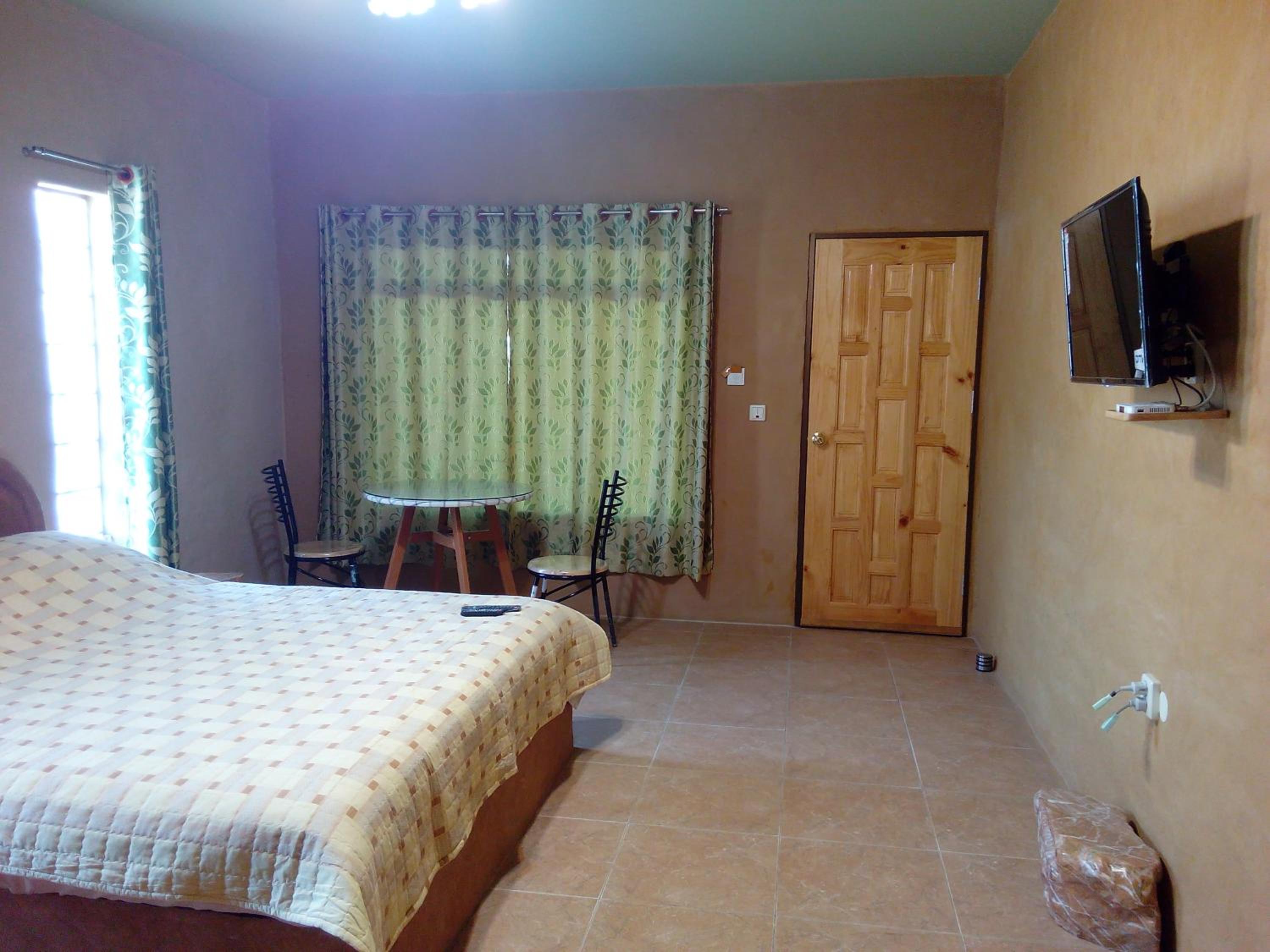 Baandin Resort 9/69