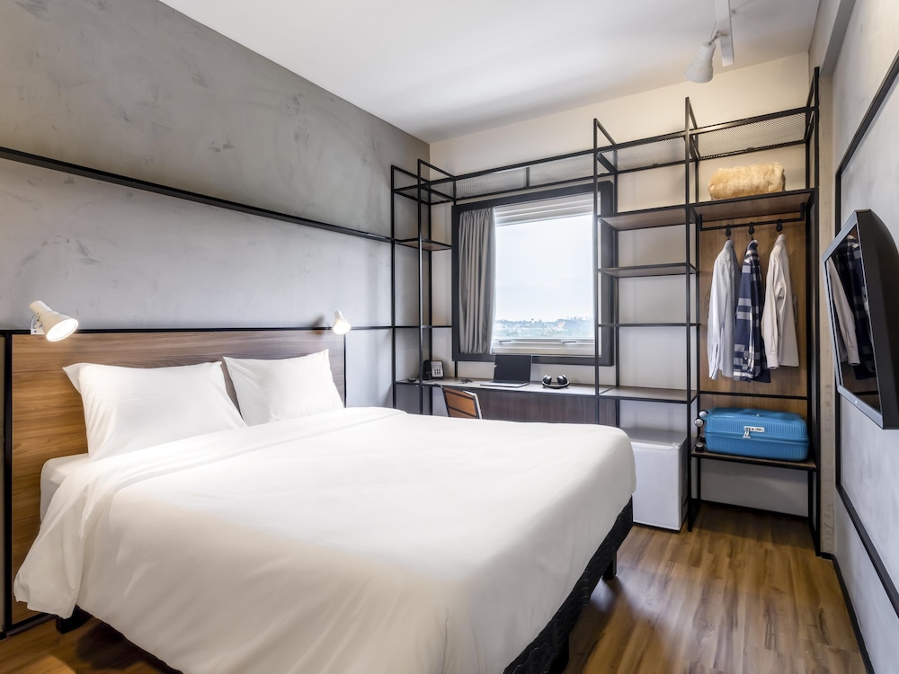 ibis Aruja 8/43