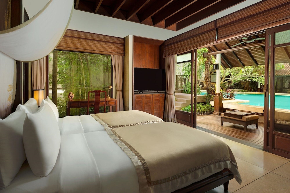 Suite, Twin Beds, Pool Access