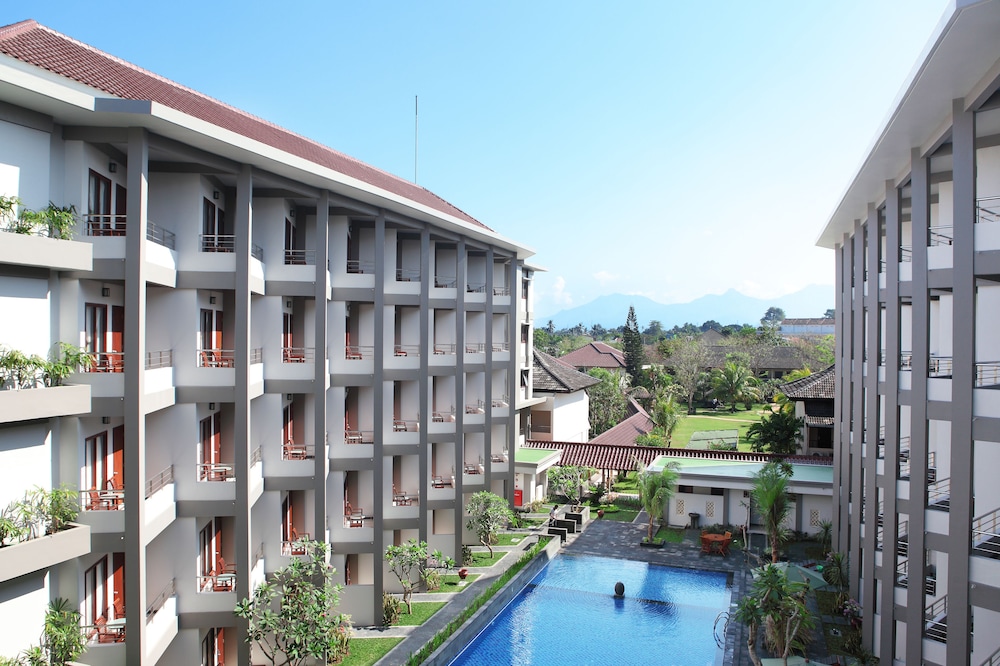 LOMBOK GARDEN HOTEL 12/70