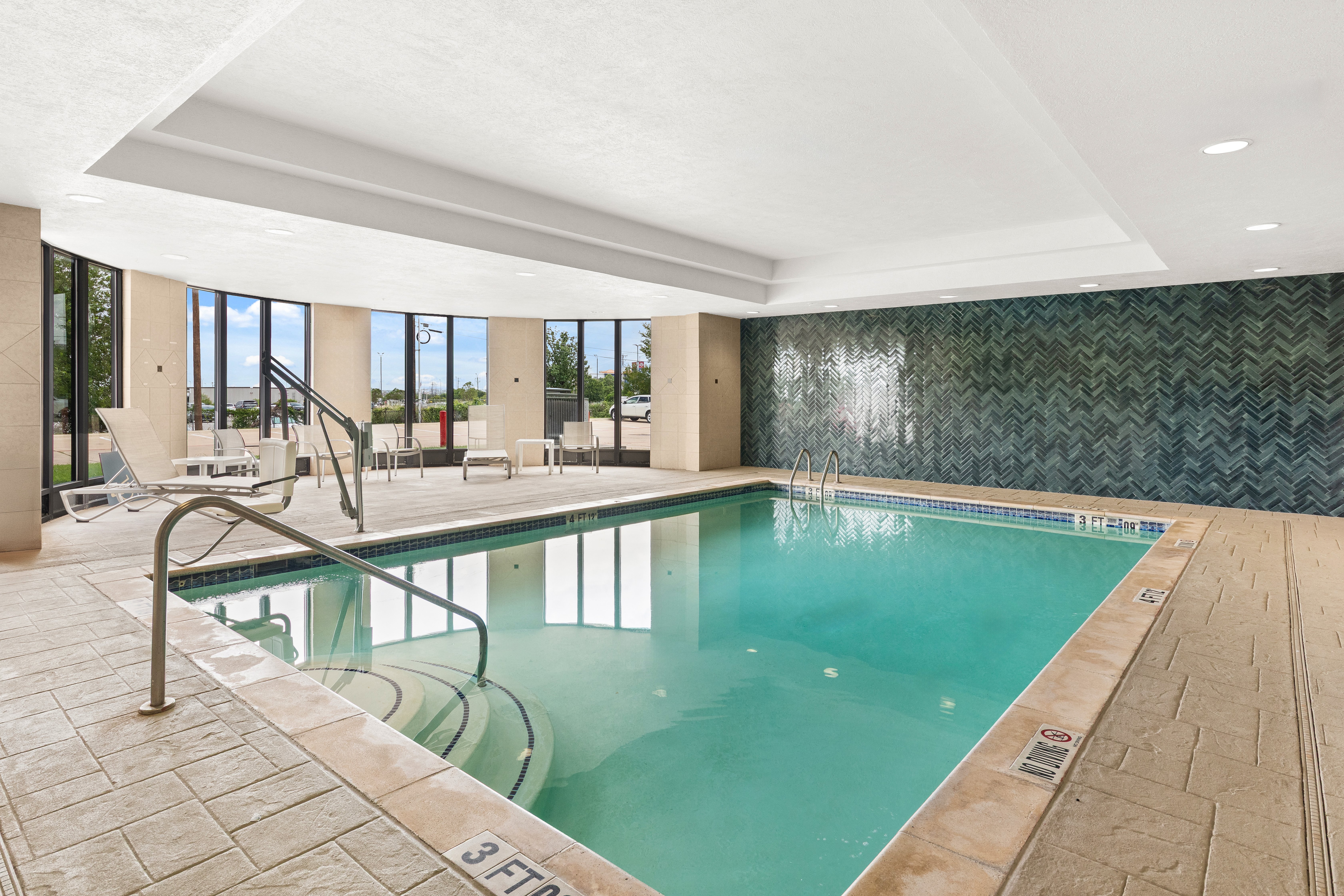 Holiday Inn Austin North - Round Rock 28/56