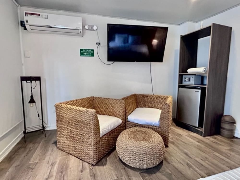 Ataraxy Hotel Boutique 30/50