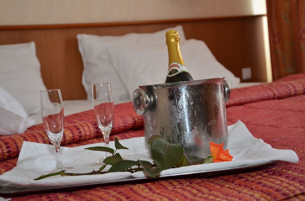 BEST WESTERN HOTEL BELLEVUE photo3