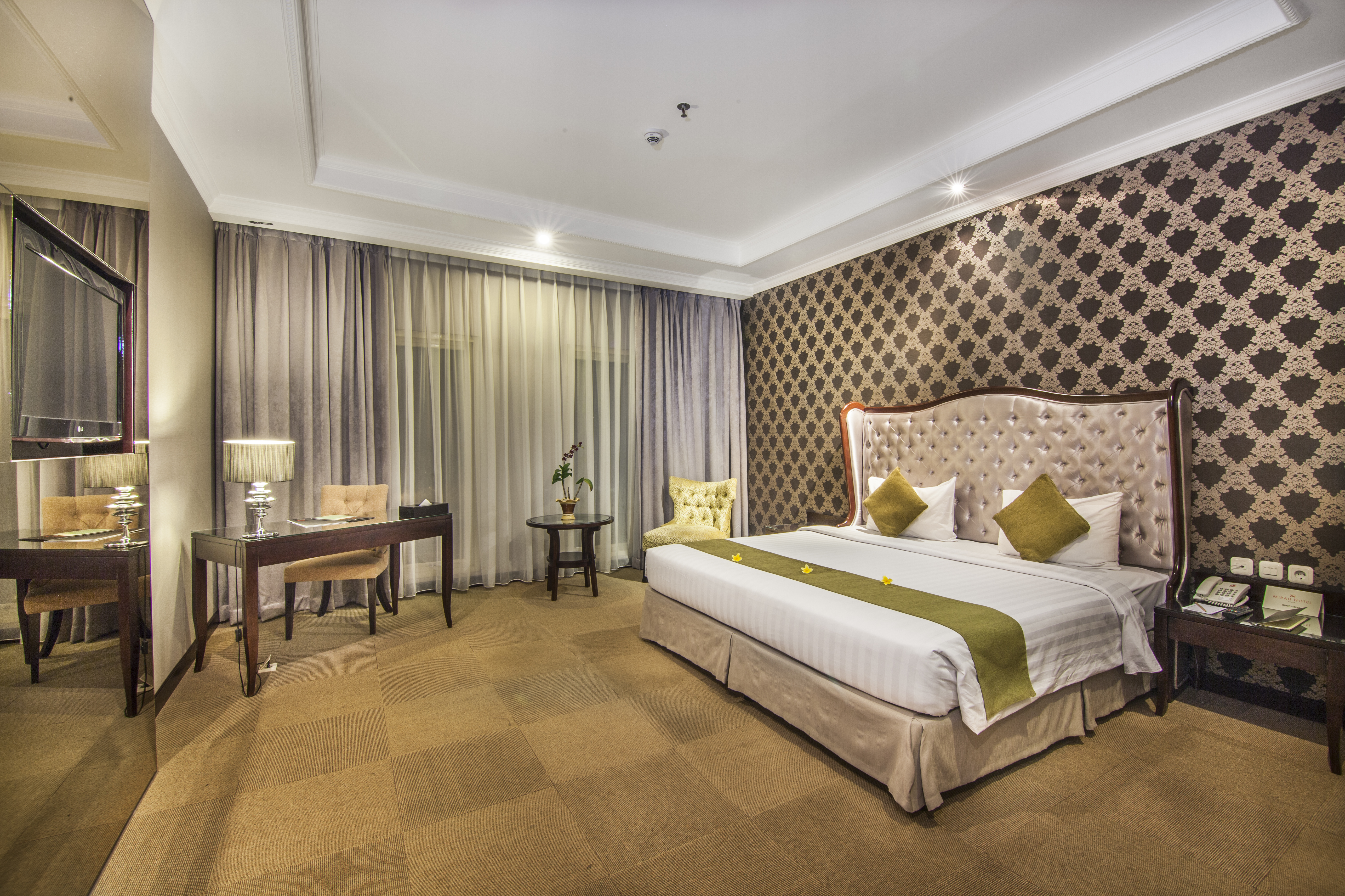 Deluxe, Double Bed