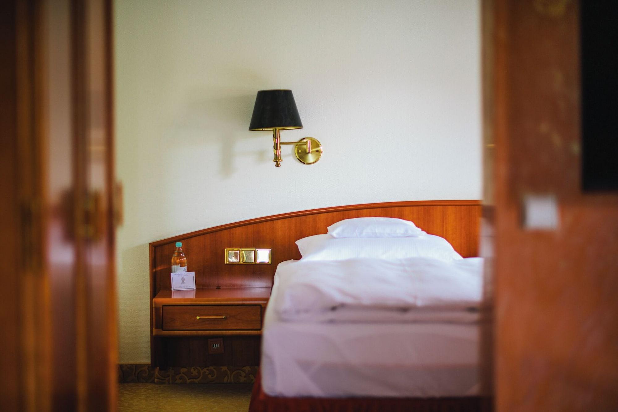 Residence, Suite