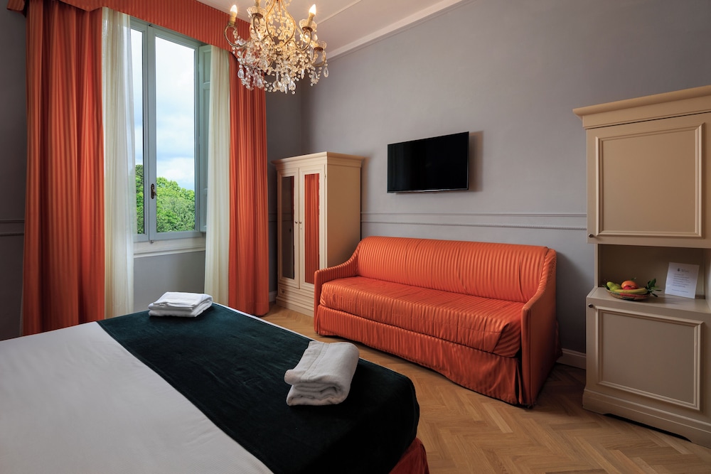 Villa Carlotta 27/56