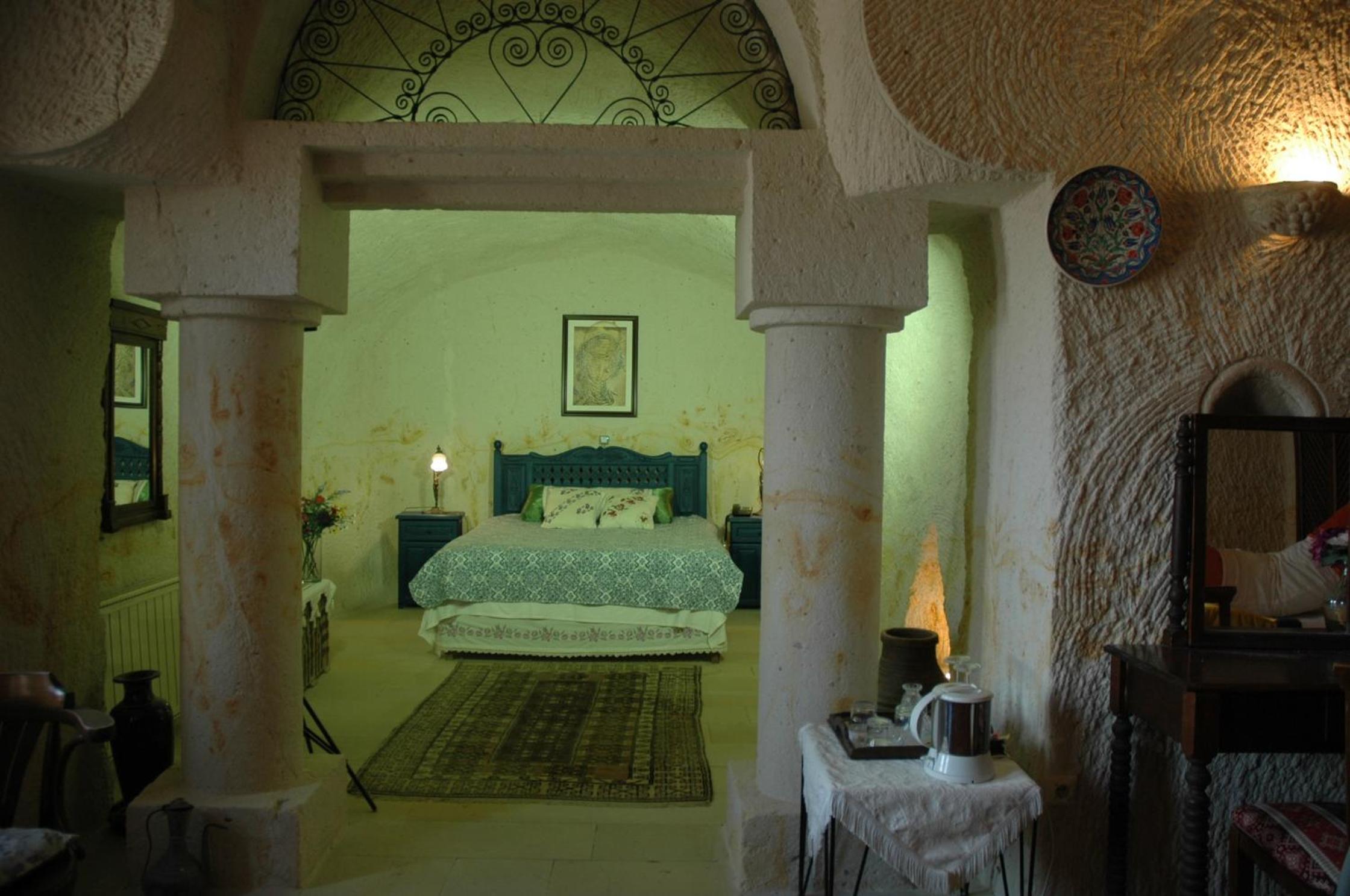 Elkep Evi Cave 50/50