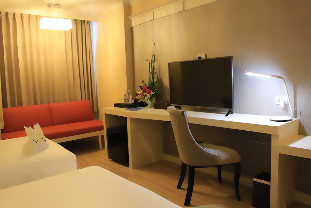 Vwish Hotel 72/80