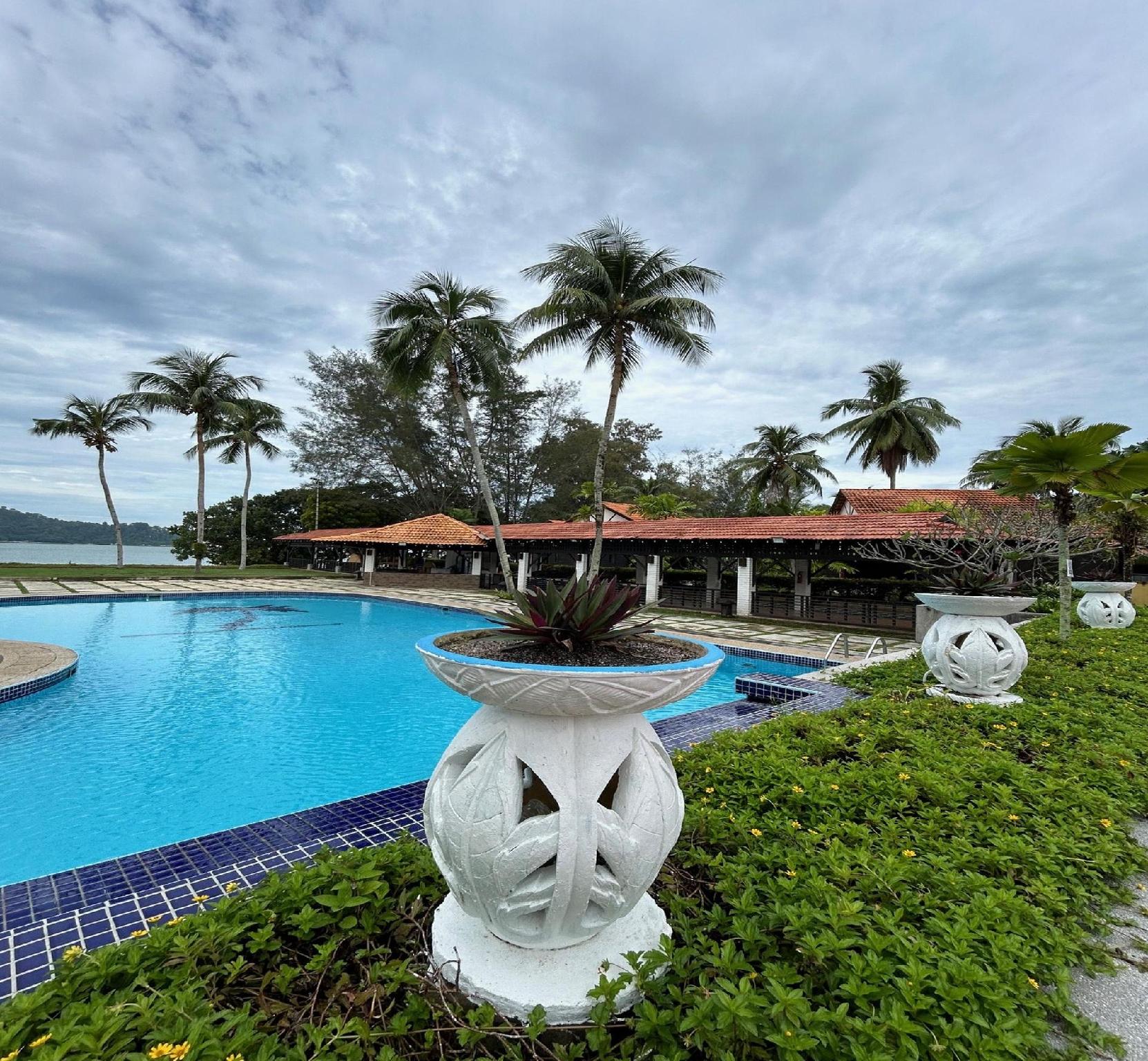 Puteri Bayu Beach Resort 28/42