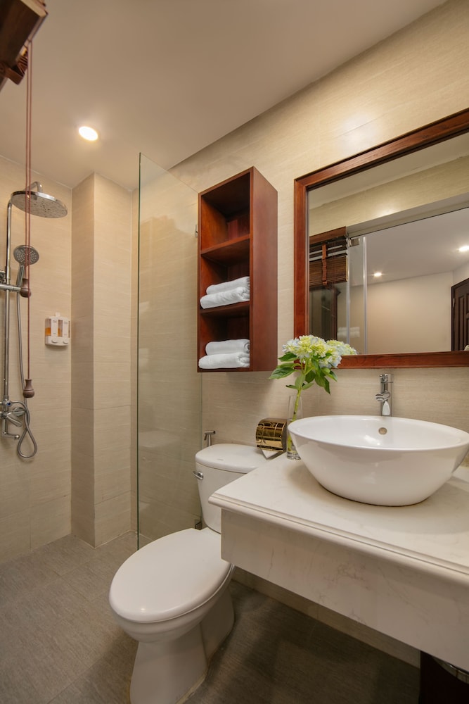 Hanoi New Hotel 43/45