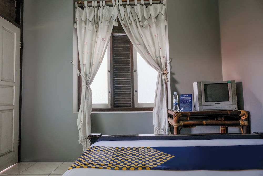 SPOT ON 2046 Villa Hardi 14/26