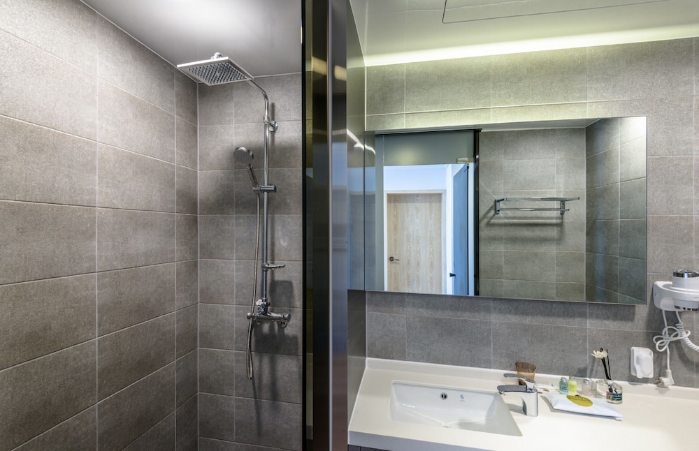 Thira Hotel 35/35