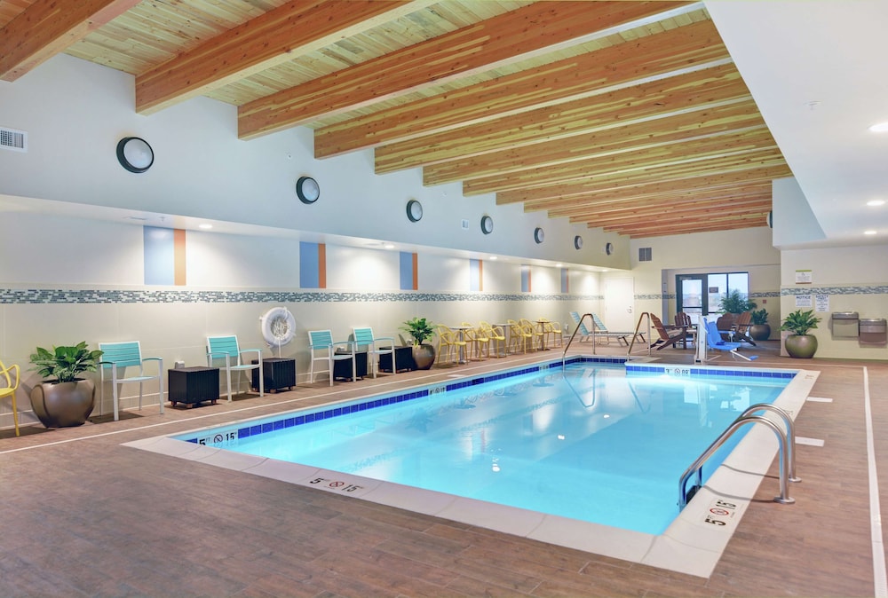 HOME2 SUITES BY HILTON BETTENDORF QUAD CITIES IA